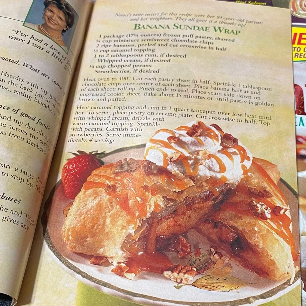 Betty Crocker Festive holiday cookbook magazine Recipe Collection